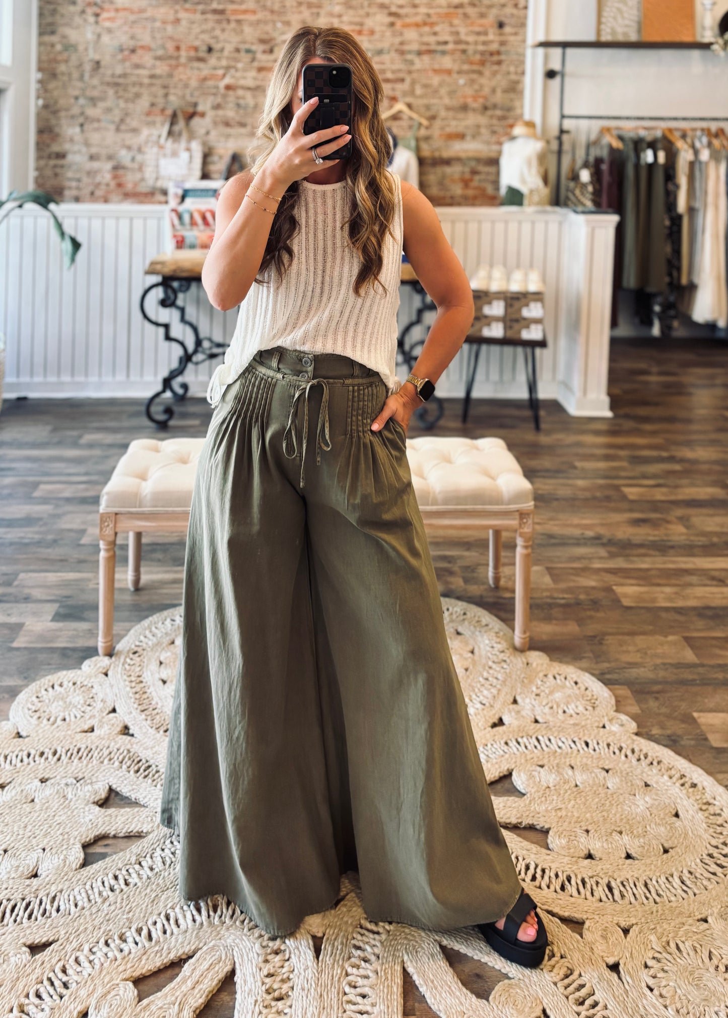 Charlie Wide Leg Pant