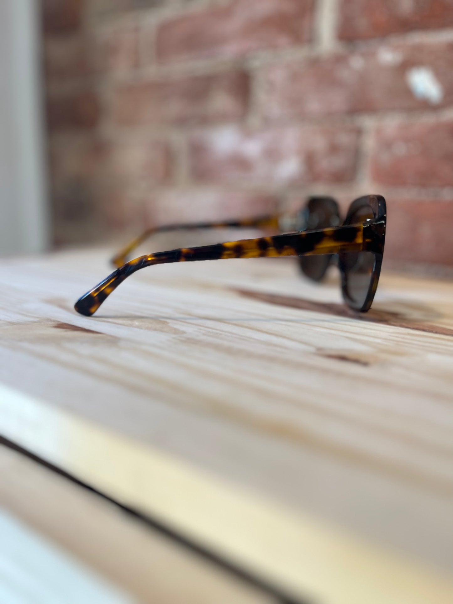 Freyrs Ella Sunglasses