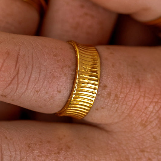Roman Ring