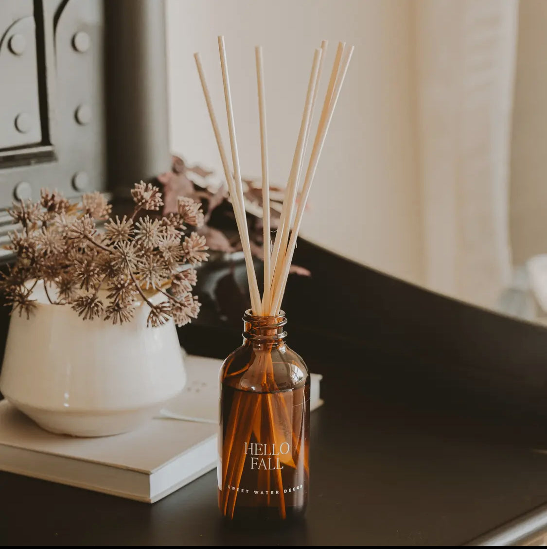 Sweet Water Reed Diffuser - Amber