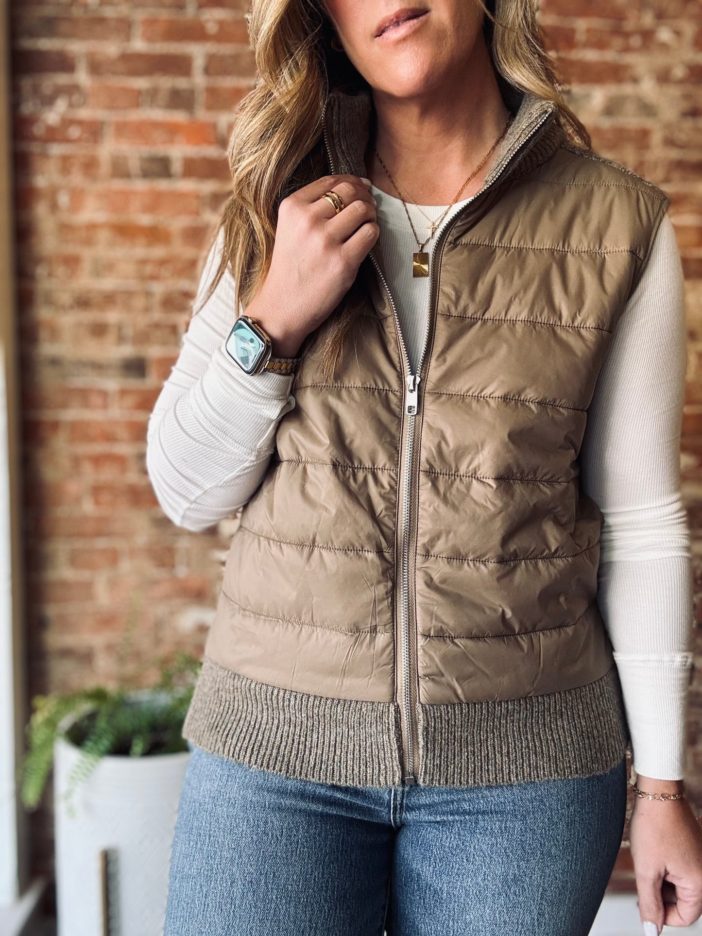 Hazel Sherpa Vest