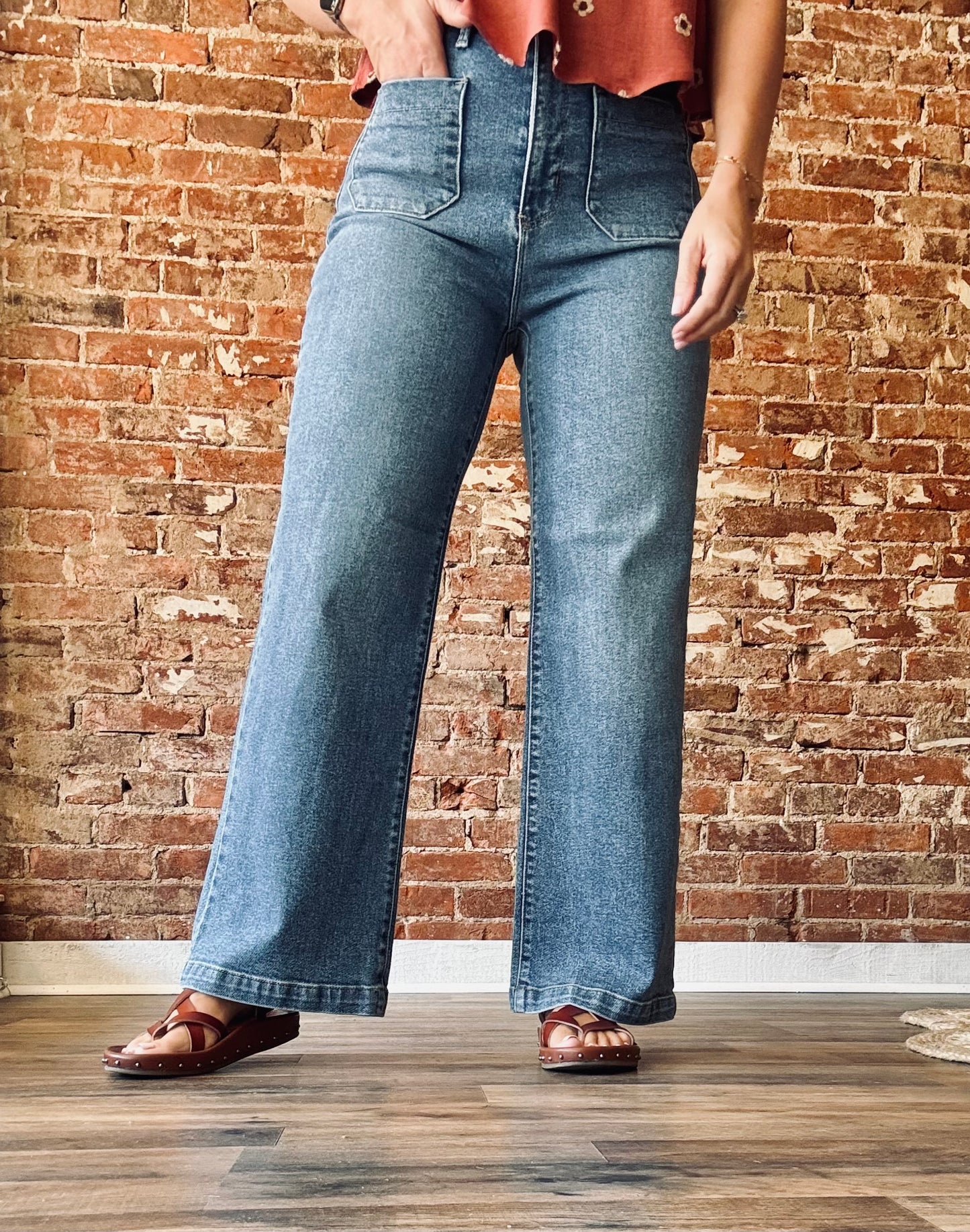 Patch Pocket Wide Leg