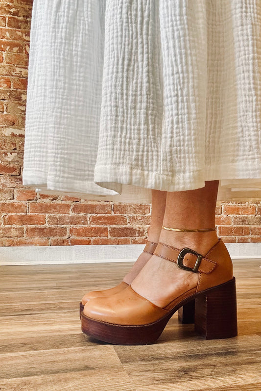 Lauralyn Platform Clog