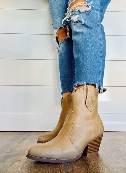 The Edda Bootie