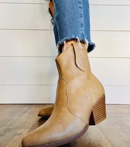 The Edda Bootie