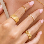 Lineage Ring