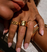 Lineage Ring